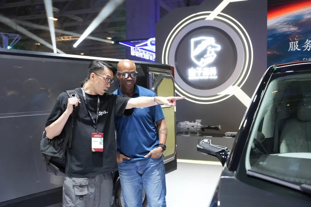 AG�콢�� (�й���½) Apple Store